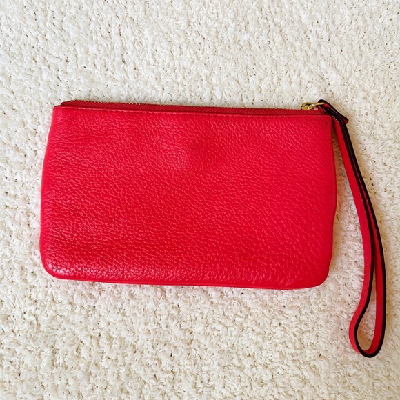 KATE SPADE- Cobble Hill Bee Wristlet - Picture 3 of 4